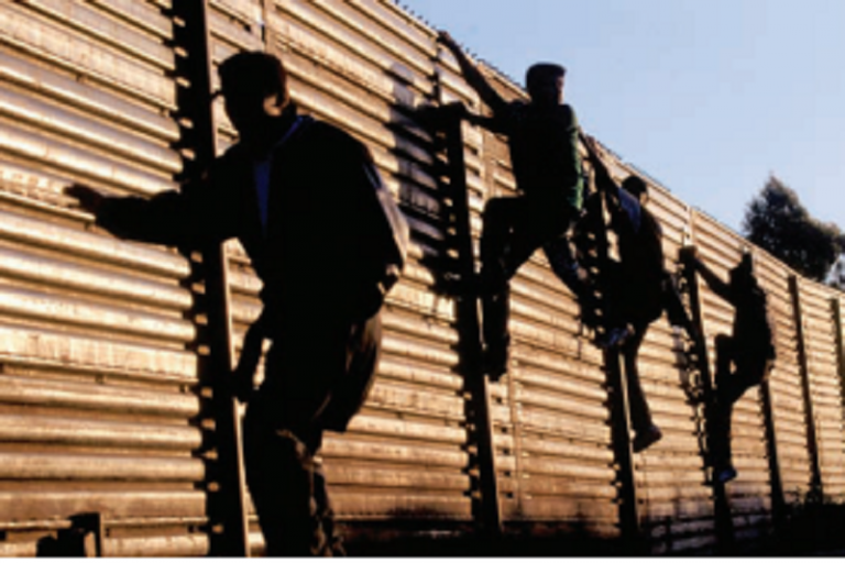 Seguirán el apoyo a migrantes con apoyos. Foto: Especial