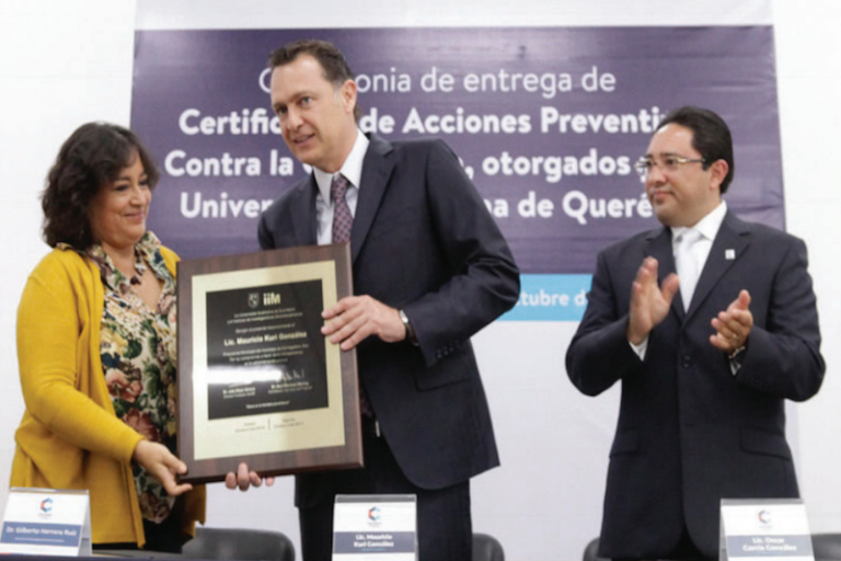 Funcionarios. Foto: Especial