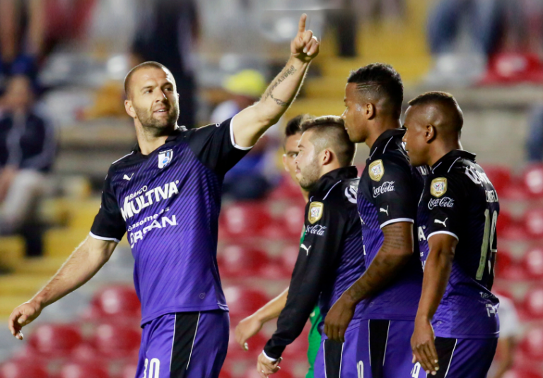 Gallos. Foto: Especial