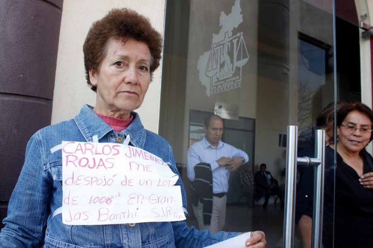 En un año, la FGJ no ha permitido que los afectados accedan a sus expedientes.