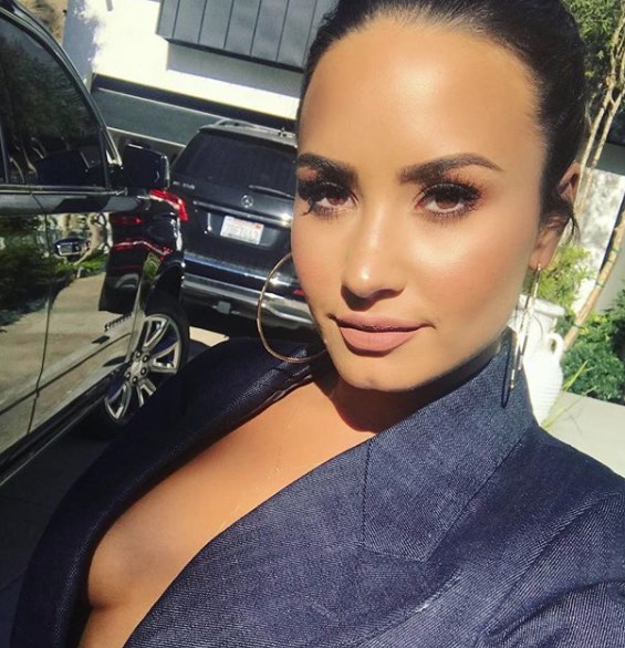 instagram.com/ddlovato