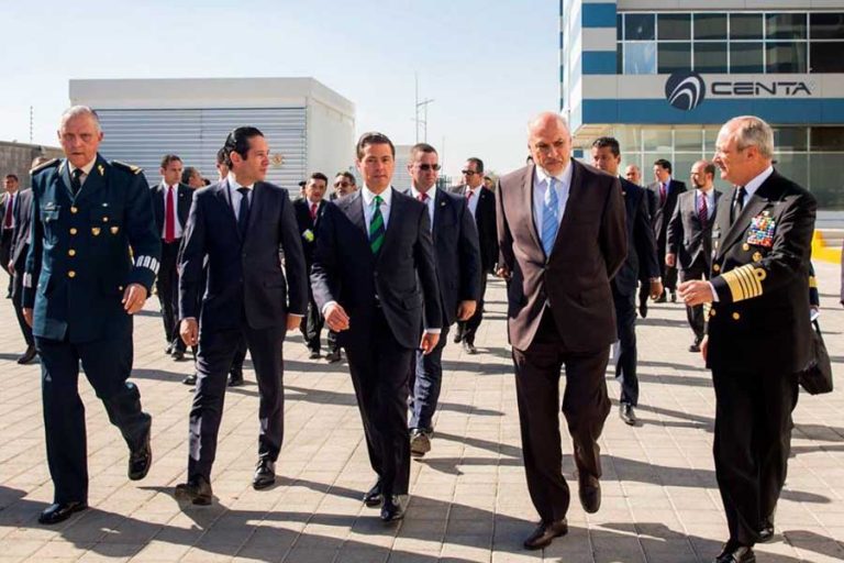 El  mandatario dio instrucciones para que se busquen mecanismos que permitan dar continuidad a los proyectos.