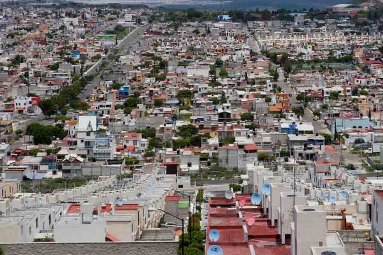 Algunas de las zonas destinadas para la construcción de estos asentamientos, tienen protección agrícola de temporal.