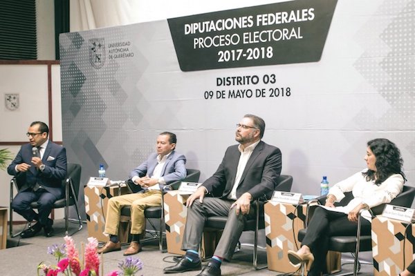 Debates. Foto: Obture Press