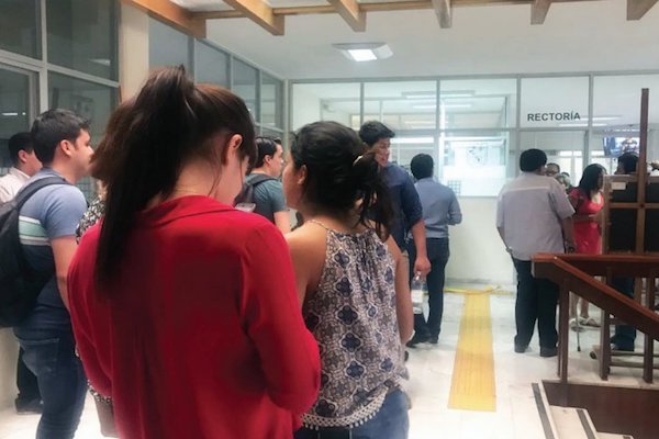 Estudiantes. Foto: Hilda Navarro