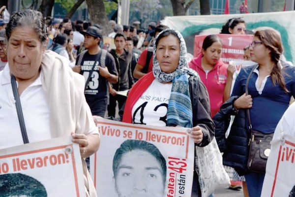 Ayotzinapa. Foto:Liliana Betancourt