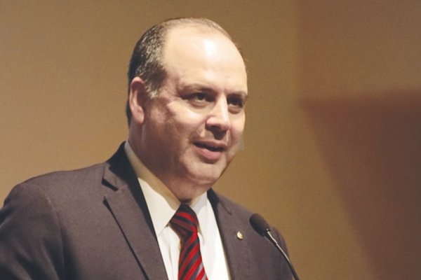 Funcionario. Foto: Ixbalanque Danell