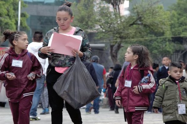Alumnos. Foto: Cuartoscuro