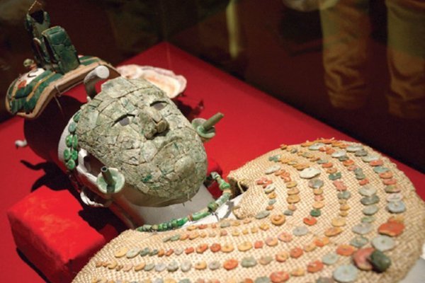 Tumba. Foto: Notimex