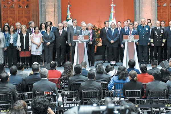 Enrique Peña Nieto y Andrés Manuel López Obrador. Foto: Alejandro Meza