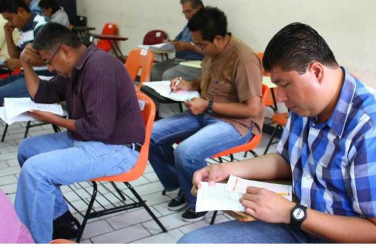 evaluación maestros/ Foto Especial