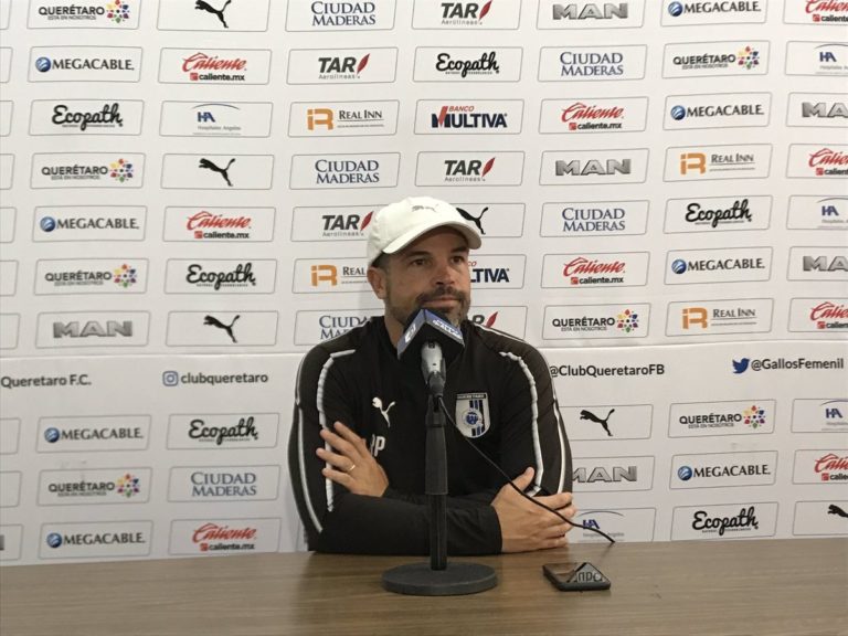 Rafael Puente. Foto @Club_Queretaro