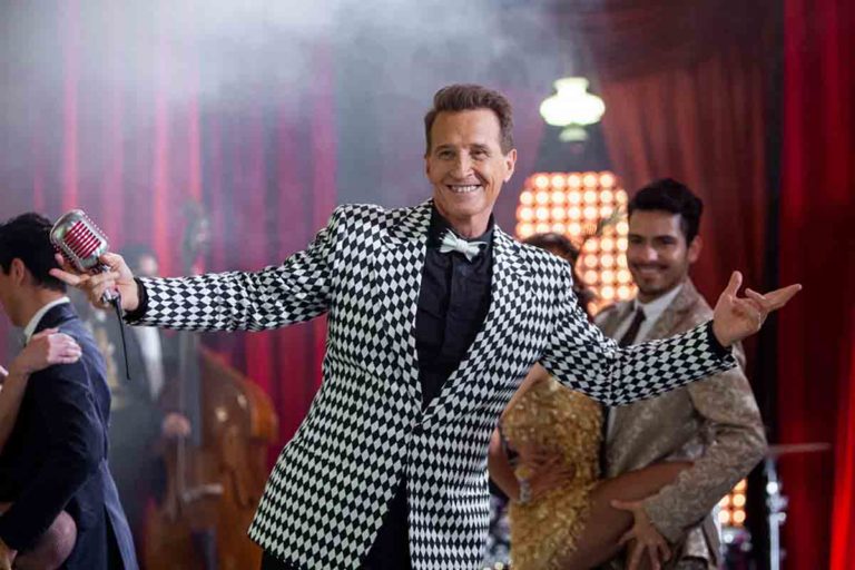 Emmanuel estrena “nueva” versión de clásico navideño/ Foto: Notimex