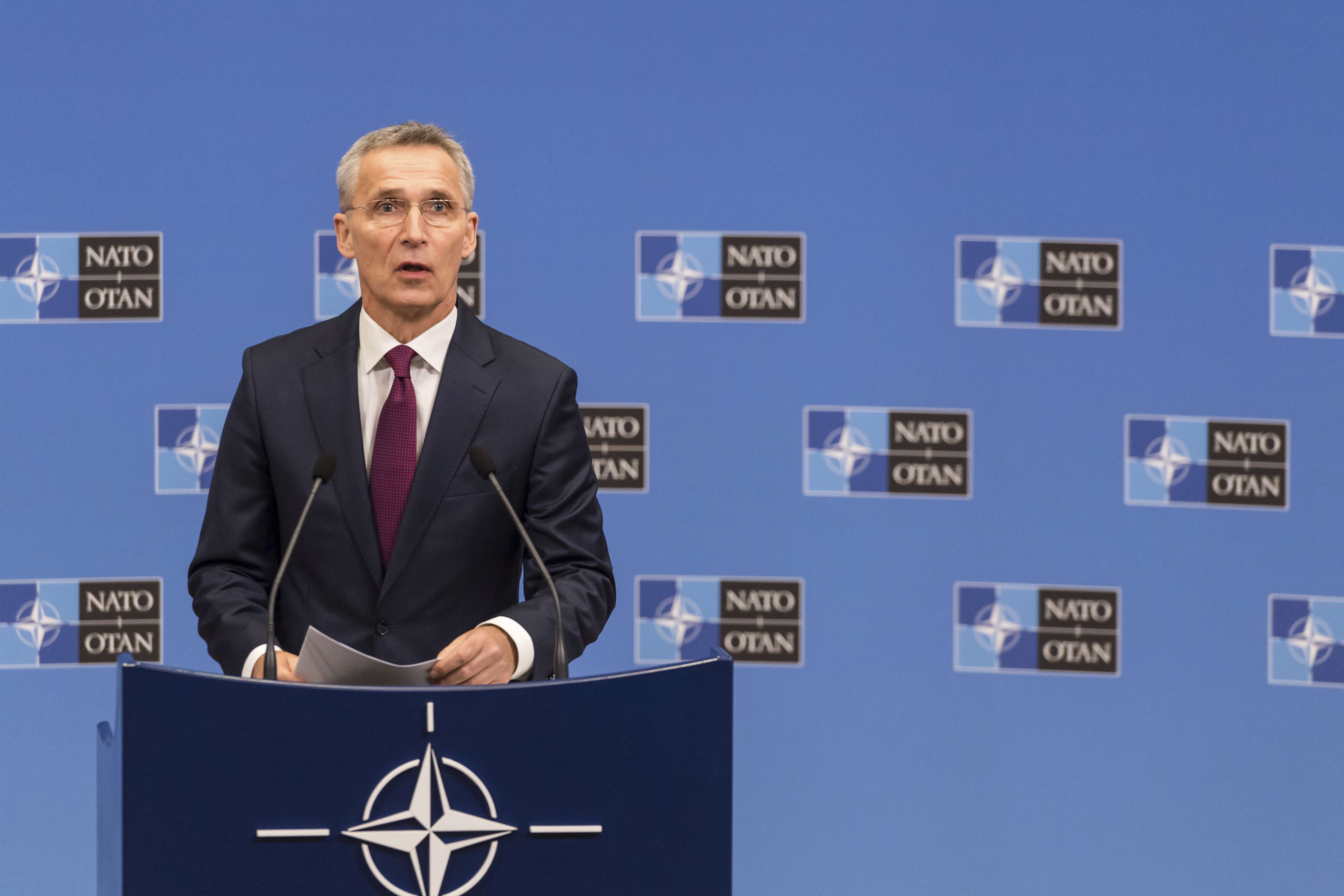 Jefe de OTAN resta importancia a divisiones entre miembros