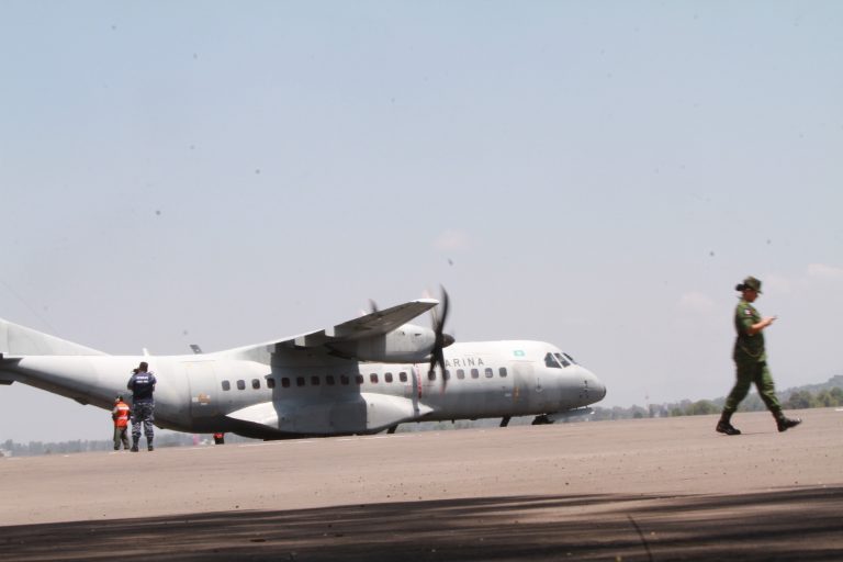 Notimex,Suman ya 80 los amparos contra la construcción de la terminal aérea en la Base Militar.
