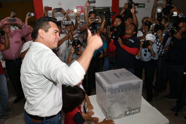 @alitomorenoc,El candidato consiguió más de un millón de votos, casi el 90% de los sufragios emitidos por la militancia priista.
