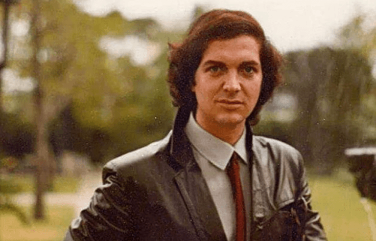 Foto @camilosesto_oficial,Cirugías, enfermedades y su supuesta homosexualidad fueron las polémicas que lo persiguieron durante su carrera.