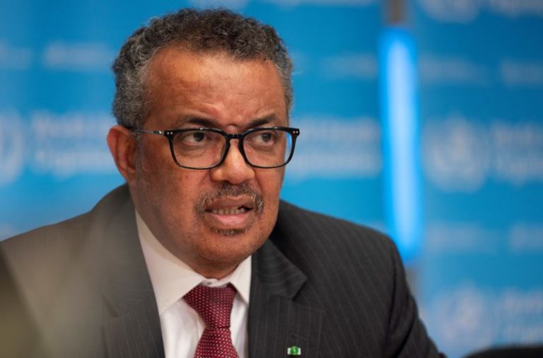 LYNXMPEG89130.jpg,FOTO DE ARCHIVO. El director general de la Organización Mundial de la Salud (OMS), Tedros Adhanom Ghebreyesus, asiste a una conferencia de prensa en Ginebra, Suiza. 16 de marzo de 2020. Christopher Black/WHO/Handout vía REUTERS; Crédito: Christopher Black/WHO, Reuters