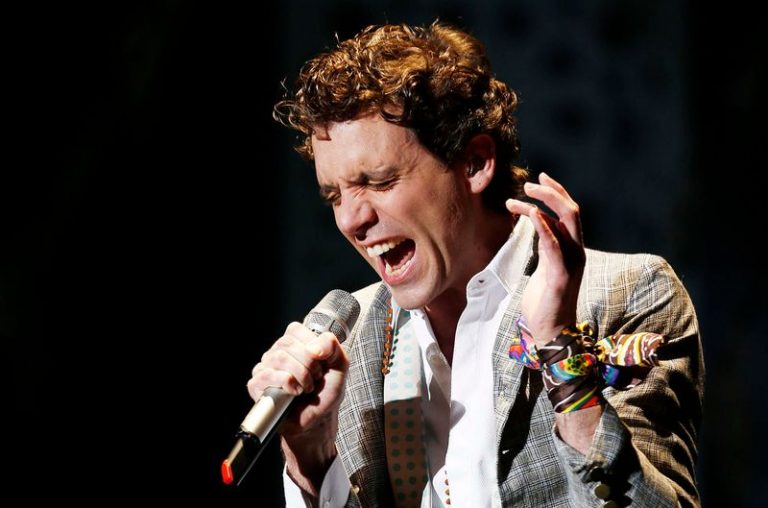 LYNXMPEG8H1JY.jpg,Imagen de archivo del cantante Mika durante la 12 edición del festival de música mundial Mawazine World Rhythms en Rabat, Marruecos. 26 mayo 2013. REUTERS/Youssef Boudlal; Crédito: Youssef Boudlal, Reuters