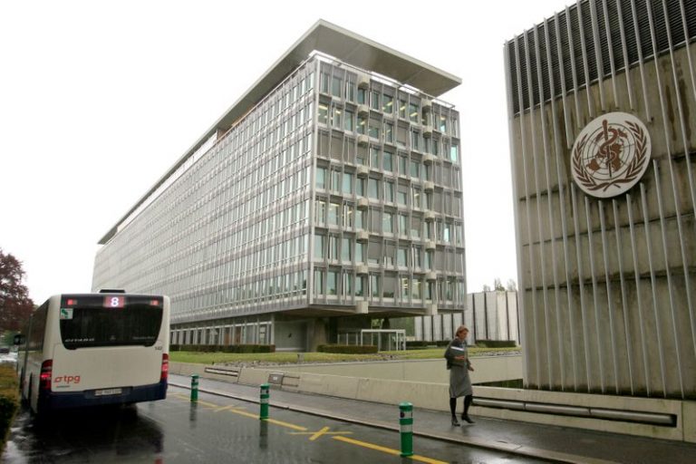 LYNXNPEG8K1NF.jpg,FILE PHOTO: The World Health Organisation (WHO) headquarters are pictured in Geneva April 27, 2009. REUTERS/Denis Balibouse; Crédito: Denis Balibouse, Reuters
