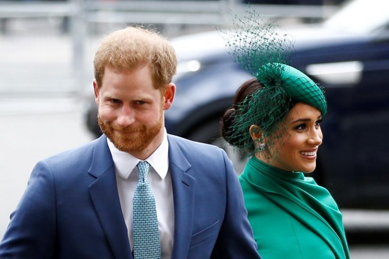 LYNXMPEG904AQ.jpg,FILE PHOTO: Britain's Prince Harry and Meghan, Duchess of Sussex, arrive for the annual Commonwealth Service at Westminster Abbey in London, Britain March 9, 2020. REUTERS/Henry Nicholls ; Crédito: Henry Nicholls, Reuters