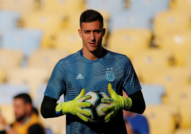 LYNXMPEG951M9.jpg,Foto de archivo del arquero de Argentina Juan Musso en el calentamiento previo a un partido por la Copa América de 2019. 
 Jun 28, 2019   
REUTERS/Luisa Gonzalez; Crédito: LUISA GONZALEZ, Reuters