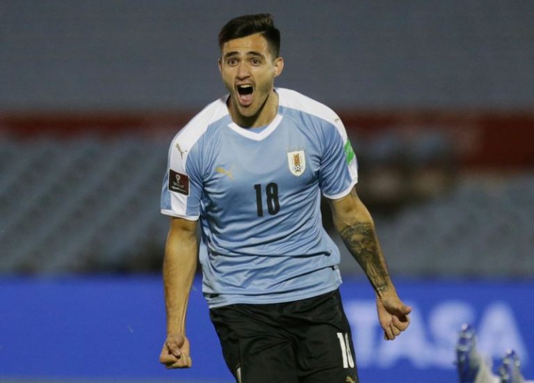 LYNXMPEG9802B.jpg,Fútbol - Eliminatoria sudamericana para Mundial Qatar 2022 - Uruguay v Chile - Estadio Centenario, Montevideo, Uruguay - October 8, 2020 Uruguay's Maximiliano Gómez celebra el segundo gol del equipo uruguayo. Pool via REUTERS/Matilde Campodonico; Crédito: MATILDE CAMPODONICO, Reuters