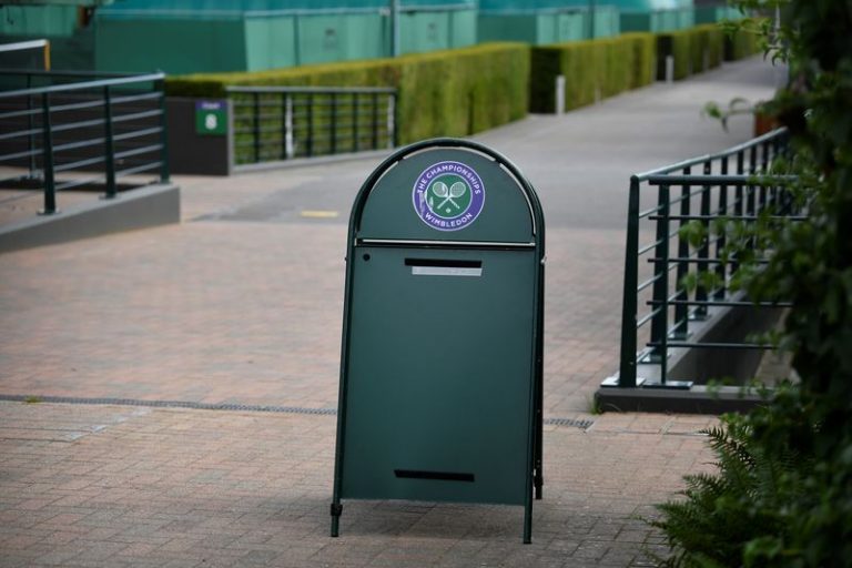 LYNXMPEG9F1OT.jpg,IMAGEN DE ARCHIVO. Vista general del All England Lawn Tennis Club, Wimbledon, Londres, Inglaterra - Junio 28, 2020  REUTERS/Toby Melville; Crédito: TOBY MELVILLE, Reuters