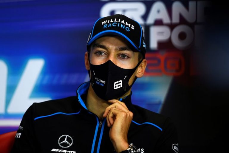 LYNXMPEG9L1KS.jpg,Foto de archivo del piloto de Williams George Russell en el Circuito Internacional del Algarve, Portimao, Portugal. 22 de octubre de 2020. FIA / Handout via REUTERS. ATENCIÓN EDITORES: ESTA IMAGEN HA SIDO SUMINISTRADA POR UN TERCERO. ; Crédito: HANDOUT, Reuters