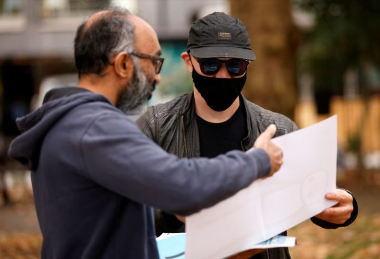 LYNXMPEG9Q189.jpg,El artista británico STIK . Hoxton Square, London, Reino Unido, 23 septiembre de 2020.  REUTERS/John Sibley; Crédito: JOHN SIBLEY, Reuters