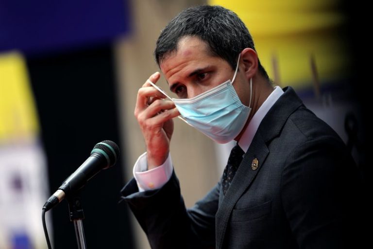 LYNXMPEG9Q1FK.jpg,Foto de archivo ilustrativa del líder opositor venezolano Juan Guaidó en un acto en Caracas. 
Sep 10, 2020. REUTERS/Manaure Quintero; Crédito: MANAURE QUINTERO, Reuters