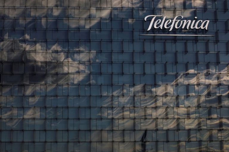 LYNXMPEG9S0JL.jpg,FILE PHOTO: A general view shows the Telefonica headquarters in Madrid, Spain, June 12, 2018. REUTERS/Juan Medina/File Photo; Crédito: JUAN MEDINA, Reuters