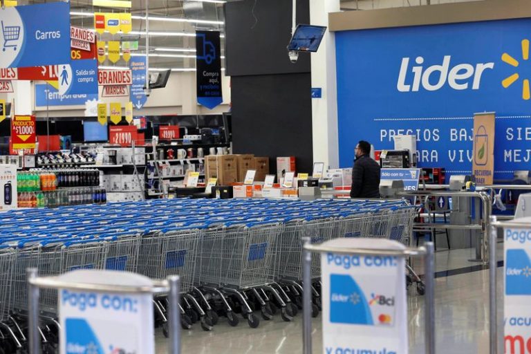 LYNXMPEG9S16J.jpg,Foto de archivo de un supermercado Líder, de la estadounidense Walmart, en Santiago, Chile, Julio, 2019. REUTERS/Rodrigo Garrido; Crédito: RODRIGO GARRIDO, Reuters