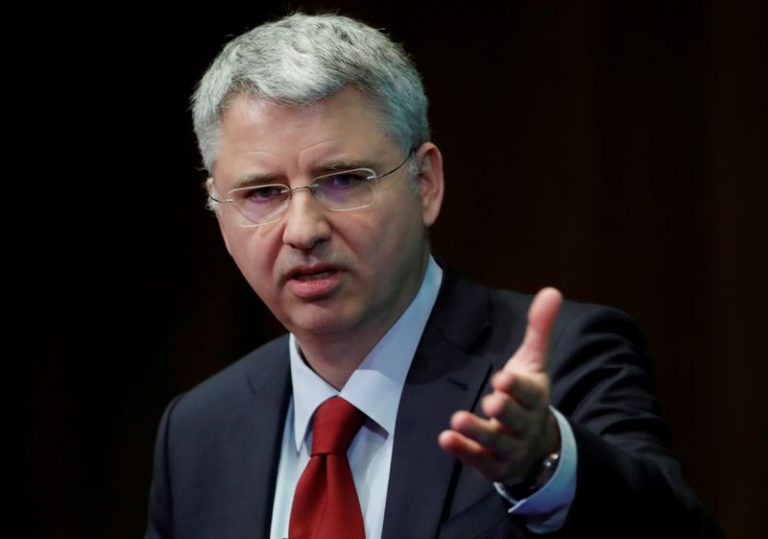 LYNXMPEG9S1MU.jpg,Imagen de archivo del presidente ejecutivo de la farmacéutica suiza, Severin Schwan, hablando durante la conferencia de prensa anual de la compañía en Basilia, Suiza. 30 de enero, 2020. REUTERS/Arnd Wiegmann/Archivo; Crédito: ARND WIEGMANN, Reuters