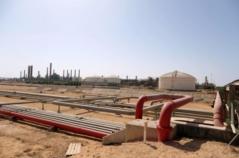 LYNXMPEG9U0F1.jpg,Imagen de archivo de las instalaciones petroleras de Ras Lanuf en Libia. 18 agosto 2020. REUTERS/Esam Omran Al-Fetori; Crédito: Esam Omran Al-Fetori, Reuters
