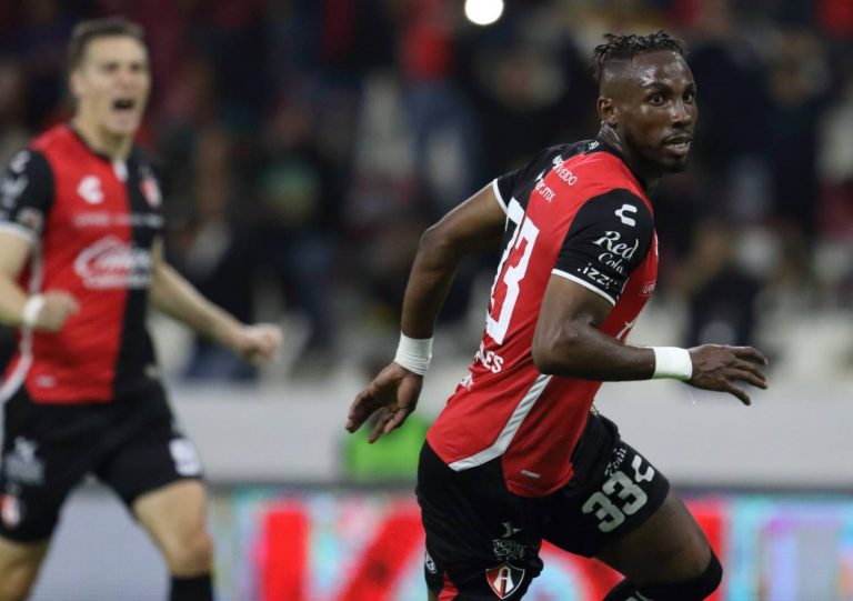 Screenshot 2023-01-12 at 23.40.09